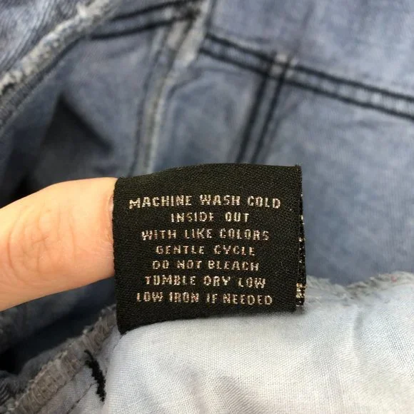 Tinsel Town Women's Small Blue Studded Button Front Denim Jean Jacket Cotton - Picture 9 of 9